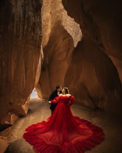 cave photoshoot at cappadocia